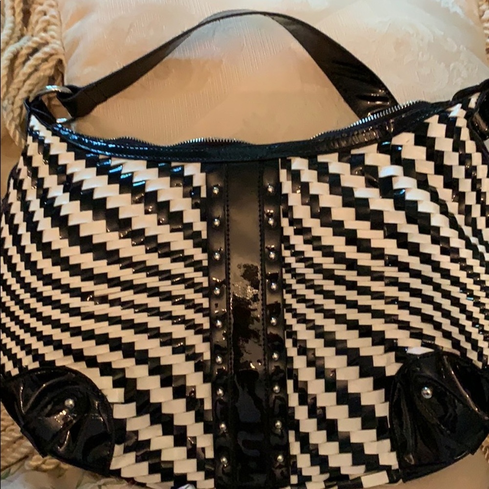 Stunning White House Black Market Purse